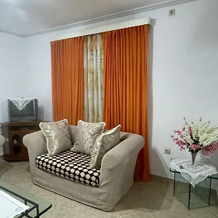 Urban Bliss Sarande